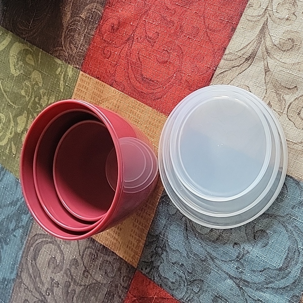 Stackable nesting measuring cups - Picture 3 of 3
